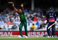 LONDON, ENGLAND - JUNE 01: Mustafizur Rahman of Bangladesh appeals unsuccessfully for the wicket of Joe Root of England during the ICC Champions Trophy Group A match between England and Bangladesh at The Kia Oval on June 1, 2017 in London, England. (Photo by Dan Mullan/Getty Images)