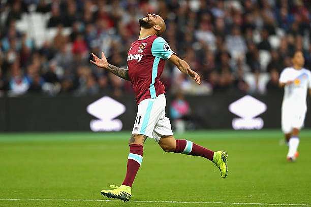 LONDON, ENGLAND - OCTOBER 22:  Simone Zaza of West Ham United reacts during the Premier League match between West Ham United and Sunderland at Olympic Stadium on October 22, 2016 in London, England.  (Photo by Clive Rose/Getty Images)