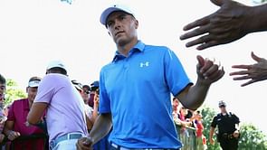 Spieth opens with 63 to lead Travelers