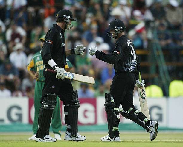 JOHANNESBURG - FEBRUARY 16: Stephen Fleming (L) and Nathan Astle of New Zealand during their match winning partnership against South Africa during the ICC Cricket World Cup Group B game between South Africa and New Zealand at the Wanderers Ground, in Johannesburg, South Africa on February 16, 2003. (Photo by Michael Steele/Getty Images)