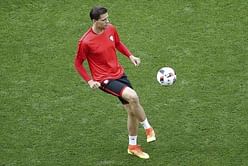Juventus-bound Arsenal keeper Szczesny lands in Turin