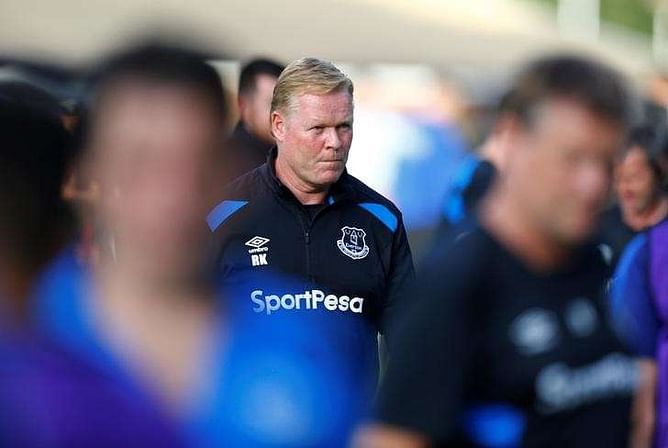 Soccer: Rooney can lead Everton to new level, says Koeman