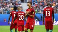 SAINT PETERSBURG, RUSSIA - JUNE 24: Andre Silva of Portugal celebrates scoring his sides third goal with his Portugal team mates during the FIFA Confederations Cup Russia 2017 Group A match between New Zealand and Portugal at Saint Petersburg Stadium on June 24, 2017 in Saint Petersburg, Russia. (Photo by Buda Mendes/Getty Images)