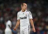 MADRID, SPAIN - SEPTEMBER 24: Arjen Robben of Real Madrid during the La Liga match between Real Madrid and Real Sporting de Gijon at the Santiago Bernabeu Stadium on September 24, 2008 in Madrid, Spain. Real Madrid won the match 7-1. (Photo by Jasper Juinen/Getty Images)