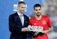 KRAKOW, POLAND - JUNE 30: Dani Ceballos of Spain is awarded the Player of the Tournament by Aleksander Ceferin, UEFA president during the UEFA European Under-21 Championship Final between Germany and Spain at Krakow Stadium on June 30, 2017 in Krakow, Poland. (Photo by Nils Petter Nilsson/Ombrello/Getty Images)