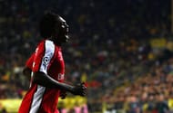 VILLARREAL, SPAIN - APRIL 07: Emmanuel Adebayor of Arsenal celebrates scoring his team's first goal during the UEFA Champions League quarter-final first leg match between Villarreal and Arsenal at the Madrigal Stadium on April 7, 2009 in Villarreal, Spain. (Photo by Jamie McDonald/Getty Images)