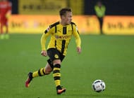 ALTACH, AUSTRIA - AUGUST 05: Felix Passlack of Dortmund handles the ball during the friendly match between AFC Sunderland v Borussia Dortmund at Cashpoint Arena on August 5, 2016 in Altach, Austria. (Photo by Deniz Calagan/Getty Images)