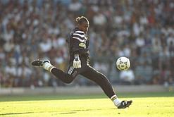 5 footballers who were punished for smoking marijuana