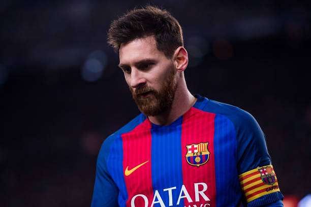 5 reasons why Lionel Messi should become a midfielder