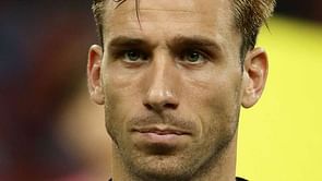 Biglia unveiled as Milan's number 21