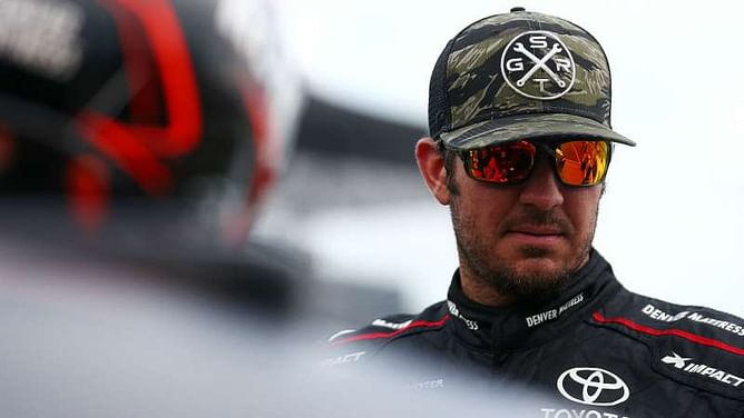 NASCAR results at Kentucky: Martin Truex's late gamble pays off with win in dominating race