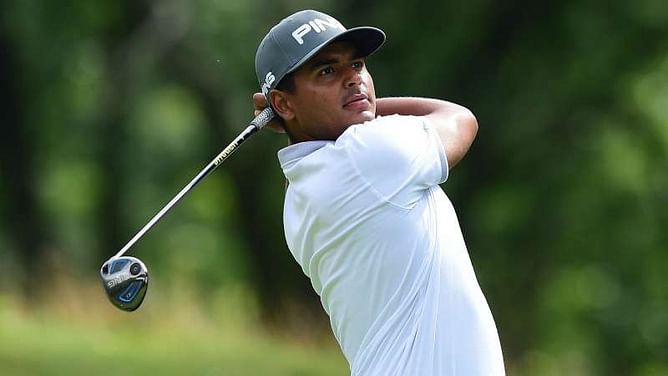 Munoz grabs 36-hole Greenbrier Classic lead