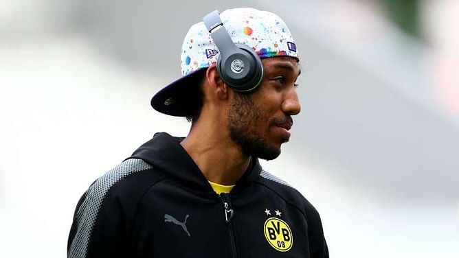 Chinese Super League transfer window closes with Aubameyang still at Dortmund