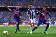 MADRID, SPAIN - MAY 27: Ruben Soriano of Deportivo Alaves competes for the ball with Jordi Alba (L) and Gerard Pique of FC Barcelona during the Copa Del Rey Final between FC Barcelona and Deportivo Alaves at Vicente Calderon stadium on May 27, 2017 in Madrid, Spain. (Photo by David Ramos/Getty Images)
