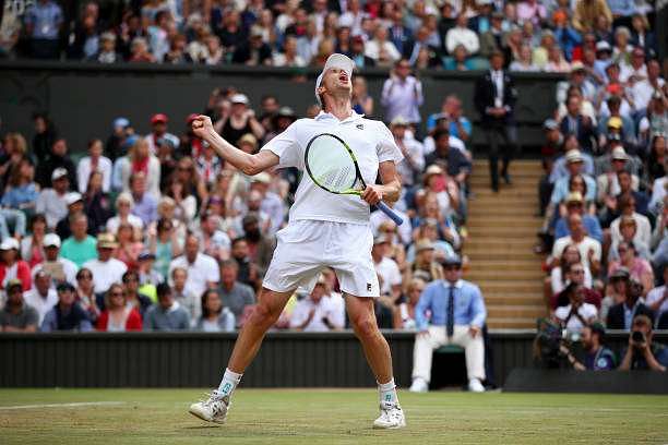 LONDON, ENGLAND - JULY 12:  Sam Querrey of The United States celebrates match point and victory during the Gentlemen&#039;s Singles quarter final match against Andy Murray of Great Britain on day nine of the Wimbledon Lawn Tennis Championships at the All England Lawn Tennis and Croquet Club on July 12, 2017 in London, England.  (Photo by Clive Brunskill/Getty Images)