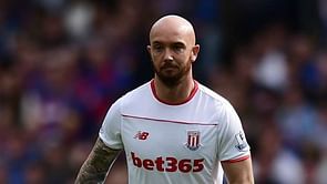 Stoke give injured Ireland six-month deal to prove fitness