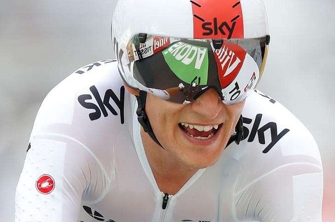 Cycling: Froome's key man Kwiatkowski signs new Team Sky contract