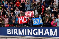 Athletics: Farah wins his farewell track race in Britain