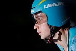 Lutsenko wins first Grand Tour stage while Froome stays in red