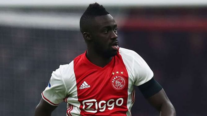 Ajax offer Davinson Sanchez new contract amid Tottenham reports