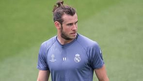 Bale starts, Ronaldo on bench for Real Madrid against Manchester United