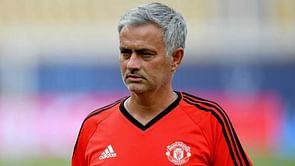 Mourinho predicts seven-way fight for Premier League title