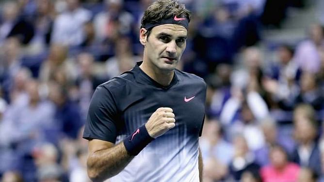 Federer plays down back worries after US Open battle