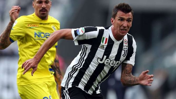 Mandzukic out of Juventus' trip to Barcelona