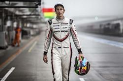 Motor racing: Toro Rosso drop Kvyat and give Hartley another go