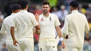 Australia push further ahead in Perth