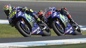 Vinales urges Rossi to extend Yamaha deal