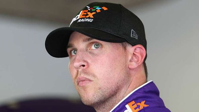 NASCAR at Martinsville: Denny Hamlin calls late-race tangle with Kevin Harvick 'classy'