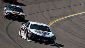 NASCAR results at Phoenix: Kevin Harvick pulls away from Kyle Busch for 3rd straight win