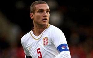 Nemanja Vidic will be leading the defense of the Serbs