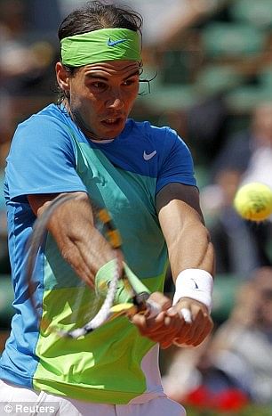 Nadal defeats Nicolas Almagro 